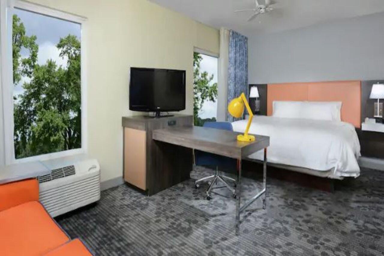Hampton Inn & Suites Clinton Kültér fotó