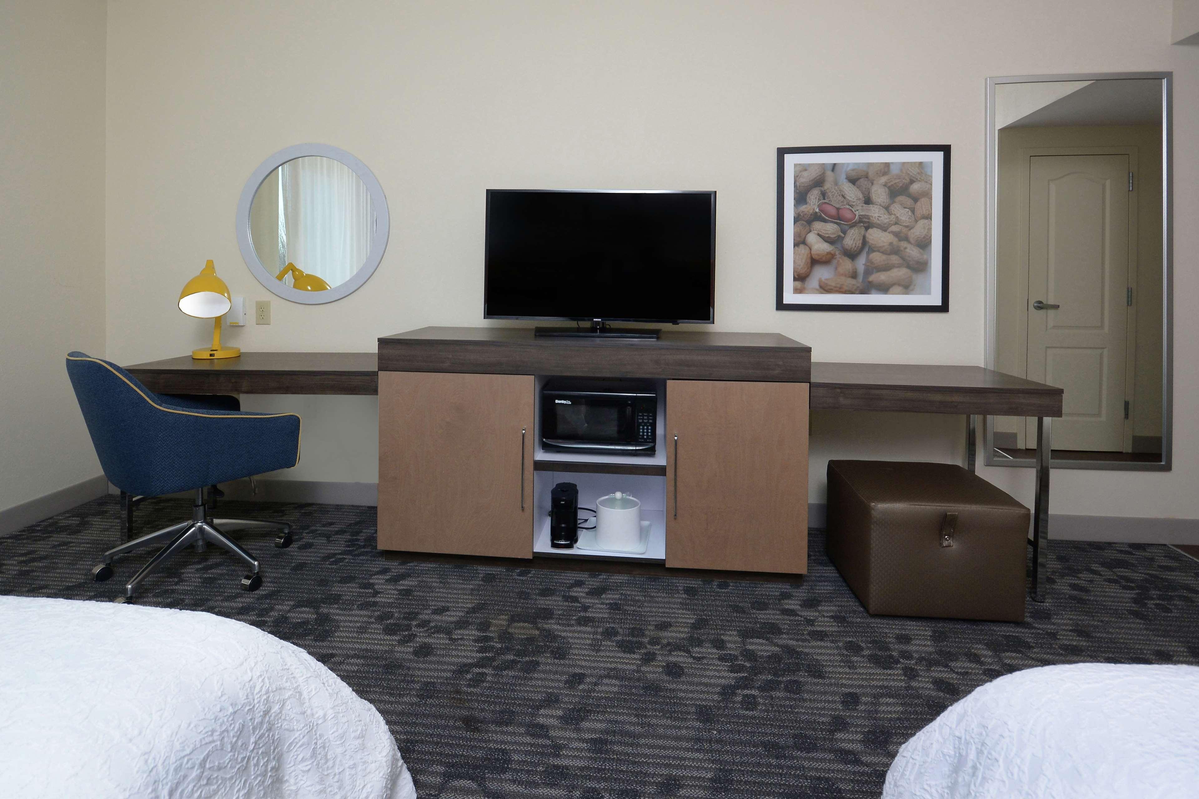 Hampton Inn & Suites Clinton Kültér fotó