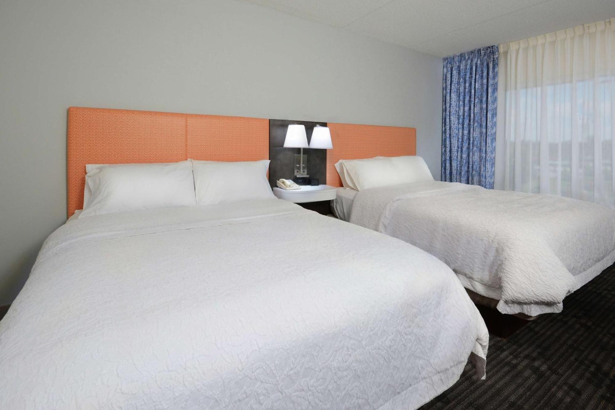 Hampton Inn & Suites Clinton Kültér fotó