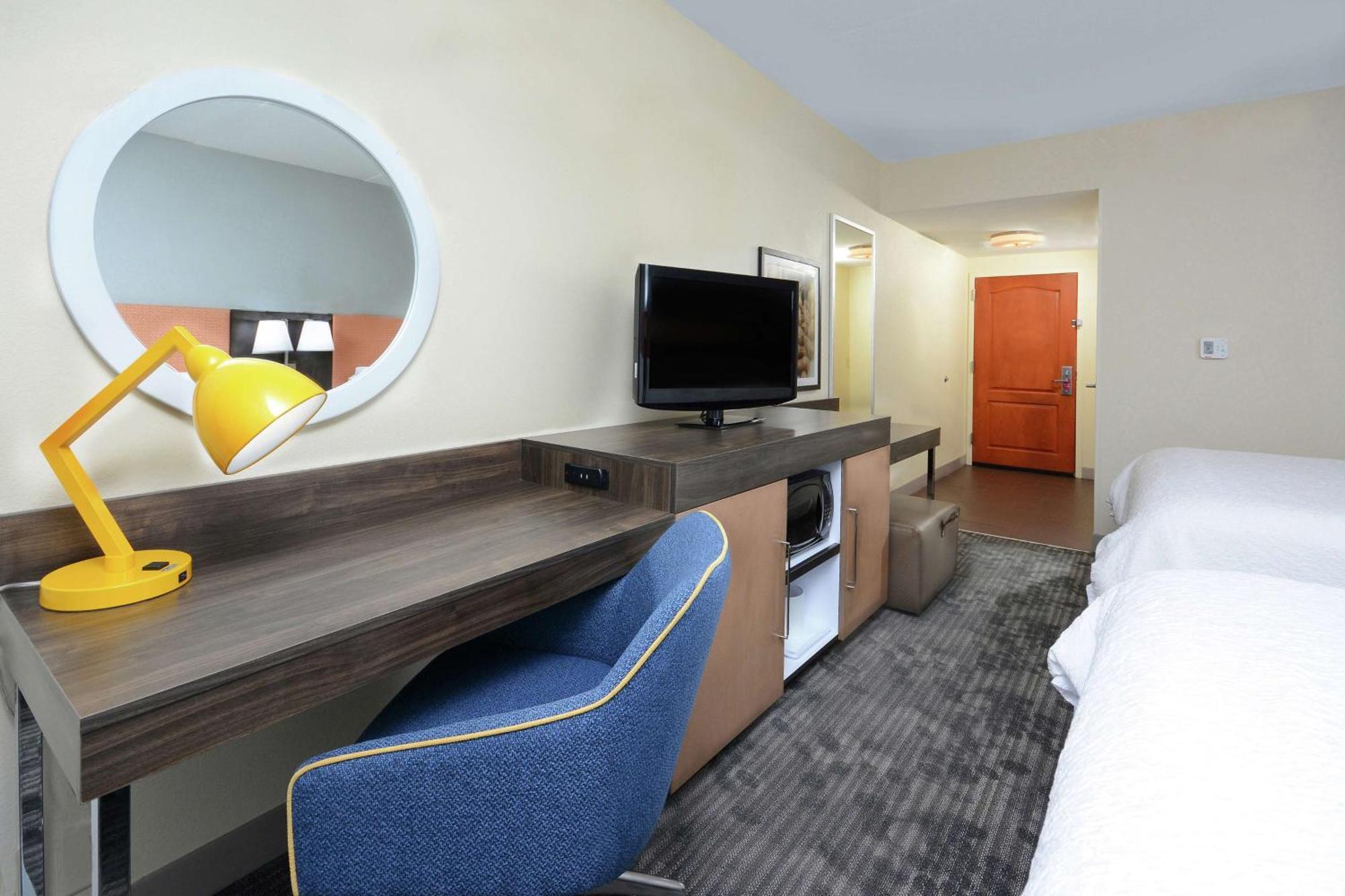 Hampton Inn & Suites Clinton Kültér fotó