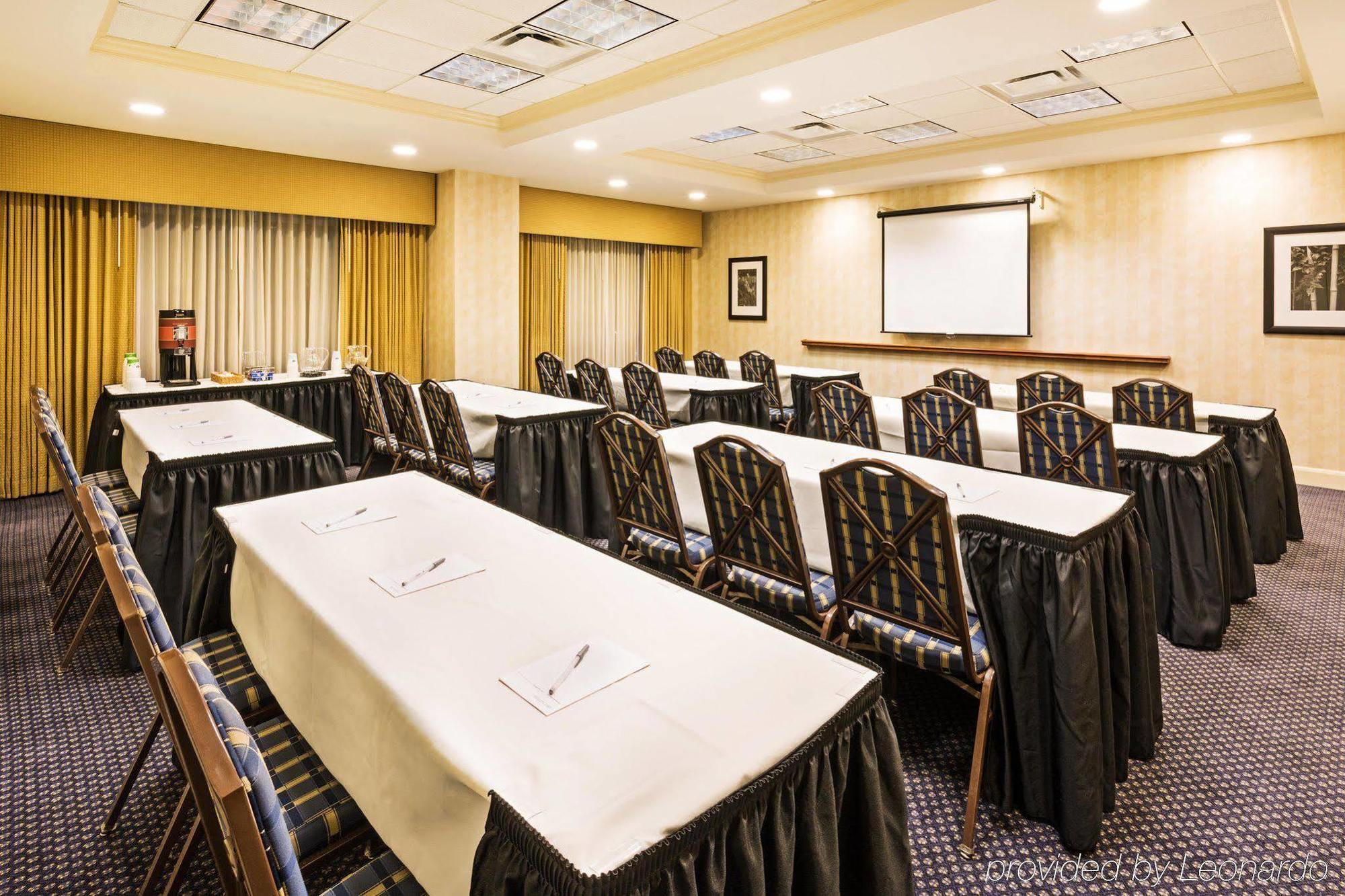 Hampton Inn & Suites Clinton Kültér fotó